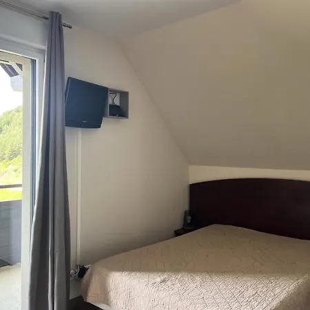 Serias - T3/8pers Serias 46- Peyresourde Mae-3394 Appartement Germ